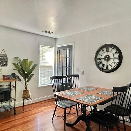 Brand New, Cozy, Modern, One-Bedroom Apartment Falls Church Exteriör bild