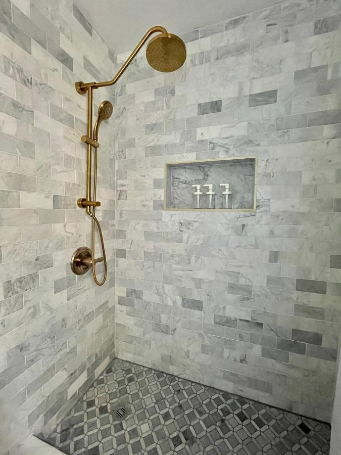 Brand New, Cozy, Modern, One-Bedroom Apartment Falls Church Exteriör bild