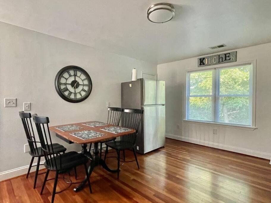 Brand New, Cozy, Modern, One-Bedroom Apartment Falls Church Exteriör bild